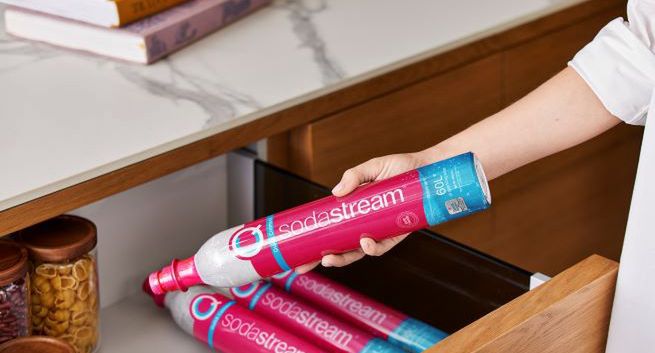 SodaStream w kampanii zachęca: "Zamień jednorazowe butelki na lepsze"