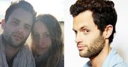 Penn Badgley z "Plotkary" zostanie ojcem! "Po dwóch poronieniach prawie się poddaliśmy"