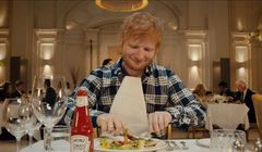 Ed Sheeran reklamuje Heinz Tomato Ketchup