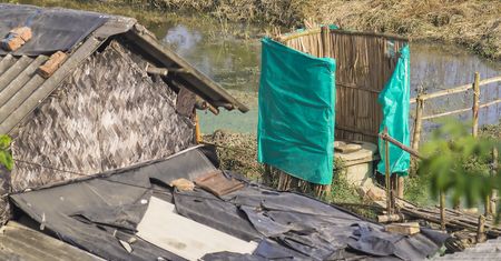 Bajeczny kraj jak pęczniejąca beczka fekaliów. "Brud zaraża okolicę"