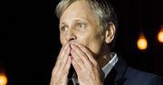 "To dziwna historia". Viggo Mortensen o pracy w Polsce na wydmach w Łebie i Polakach, których ceni