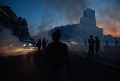 Francja. Ogień, gaz i kamienie - nasilają się protesty w Paryżu