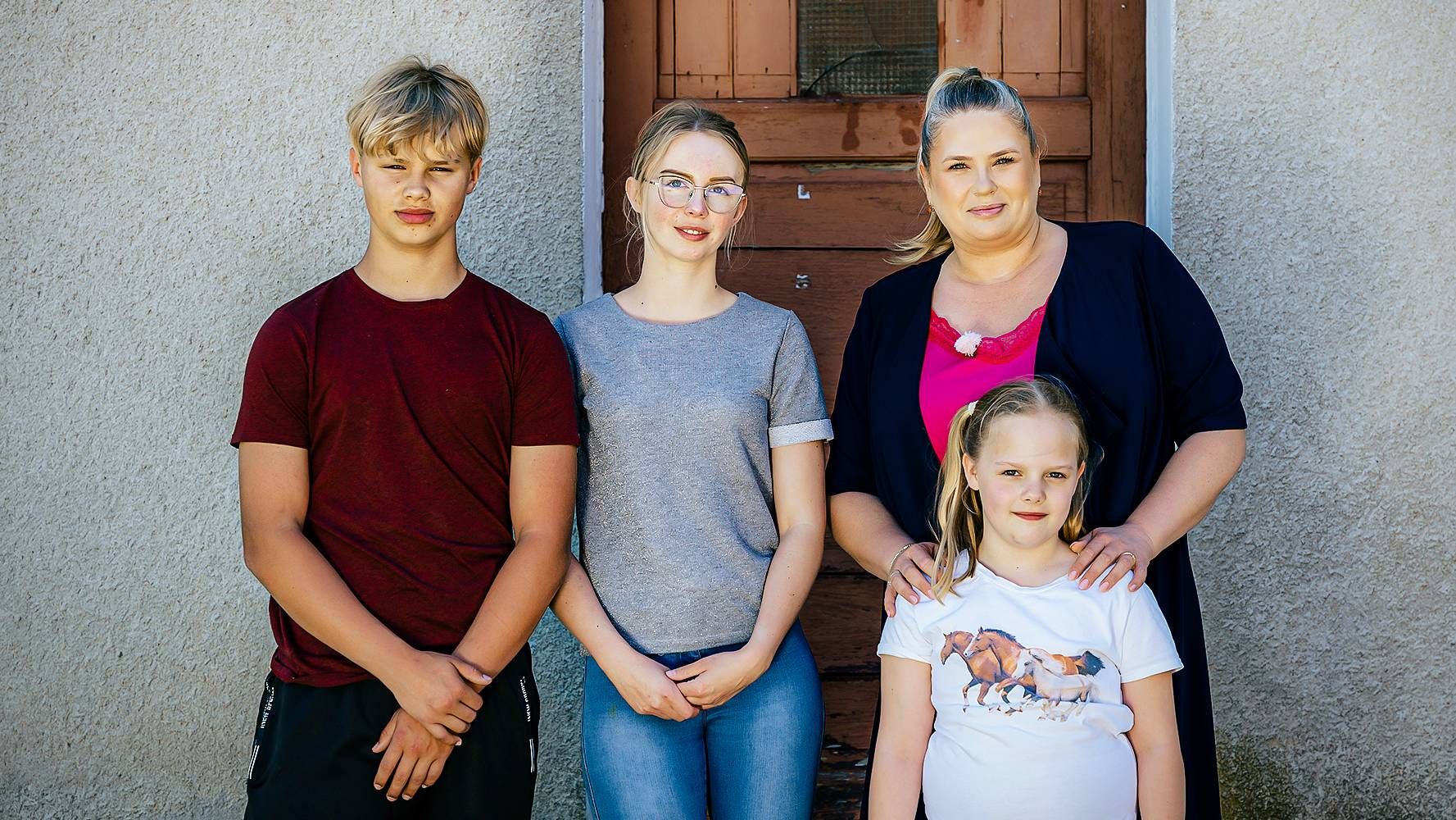 Uczestnicy programu "Nasz nowy dom"