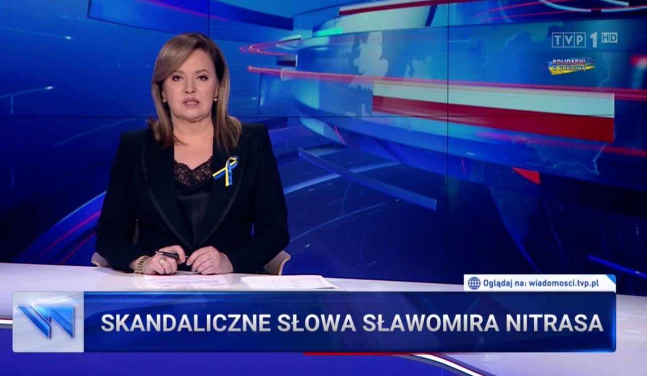 Nitras na celowniku TVP. "Wiadomości" o "żenującym ataku"