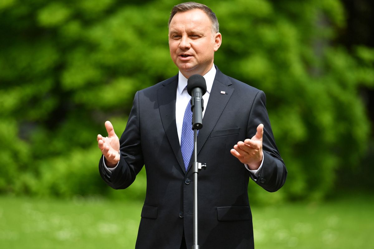 Wybory 2020. Andrzej Duda zaprosił Roberta Biedronia do Pałacu Prezydenckiego