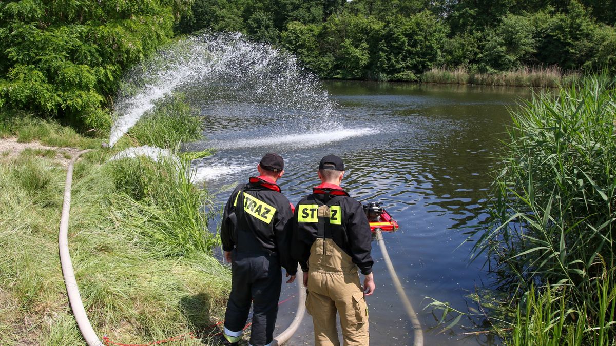 akcja natleniania wody
dotlenianie, kana� gliwicki, nasycenie, natlenianie, Odra, tlen, tlenem, woda