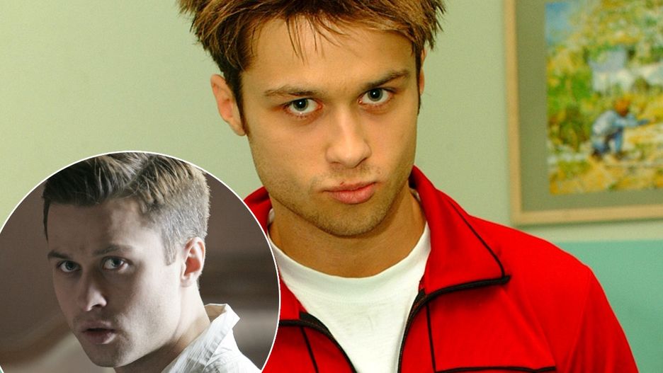 Maciej Zakościelny przed laty prezentował się nieco inaczej. Teraz ma siwe włosy i bujną brodę