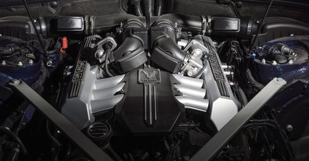 Rolls-Royce będzie trzymał się V12 tak długo, jak to możliwe