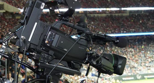 Zakazy stadionowe w Wielkiej Brytanii dla obrażających piłkarzy w social mediach