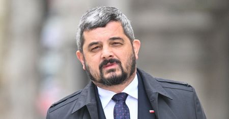 Krzysztof Sobolewski podał się do dymisji. Oto WYKSZTAŁCENIE byłego sekretarza generalnego PiS