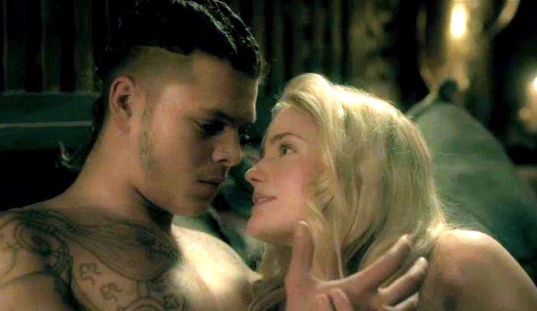 Po śmierci Ragnara na pierwszy plan wysunął się jego syn Ivar (Alex Høgh Andersen)