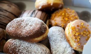 Mogą zalegać w żołądku nawet przez 10 godzin. W tłusty czwartek Polacy pochłaniają na kilogramy