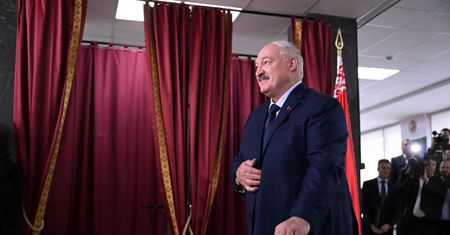 Wyniki "wyborów" prezydenckich na Białorusi. Podano państwowy exit poll