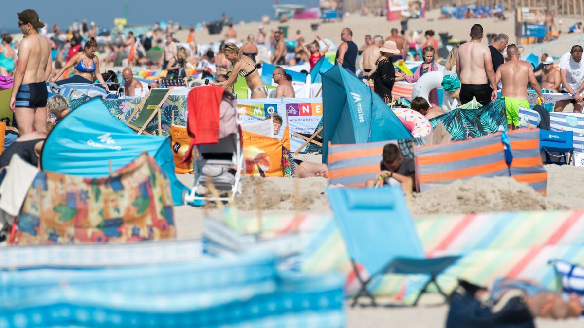 Lato w Rowach
25.08.2022 Rowy
Fot. Wojciech Strozyk/REPORTER
N/z: plaza
N/z: plaza
Wojciech Strozyk/REPORTER