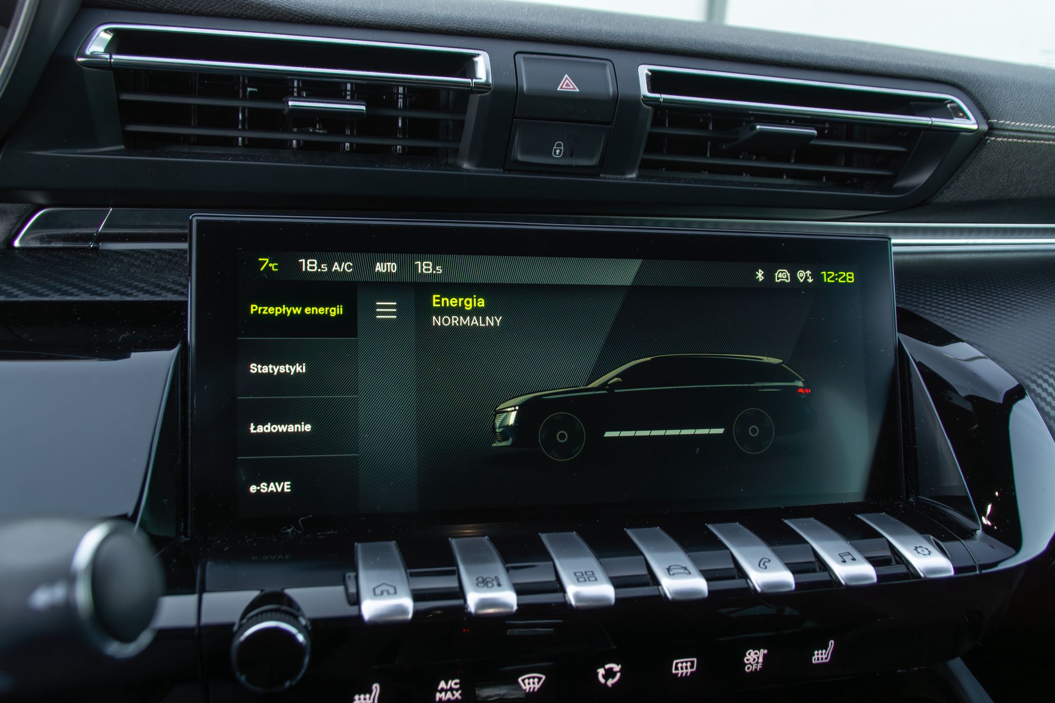 Peugeot 508 SW po liftingu