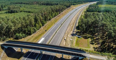Kolejny odcinek A18 ukończony. Autostradą niemal do granicy z Niemcami