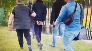 Warszawa: Ukrywał się w domku letniskowym. Ścigany 7 podstawami 32-latek namierzony przez kryminalnych