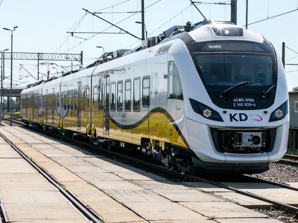Odmrażanie gospodarki. Koleje Dolnośląskie przywracają część połączeń. Nowa linia połączy Wrocław z Wałbrzychem