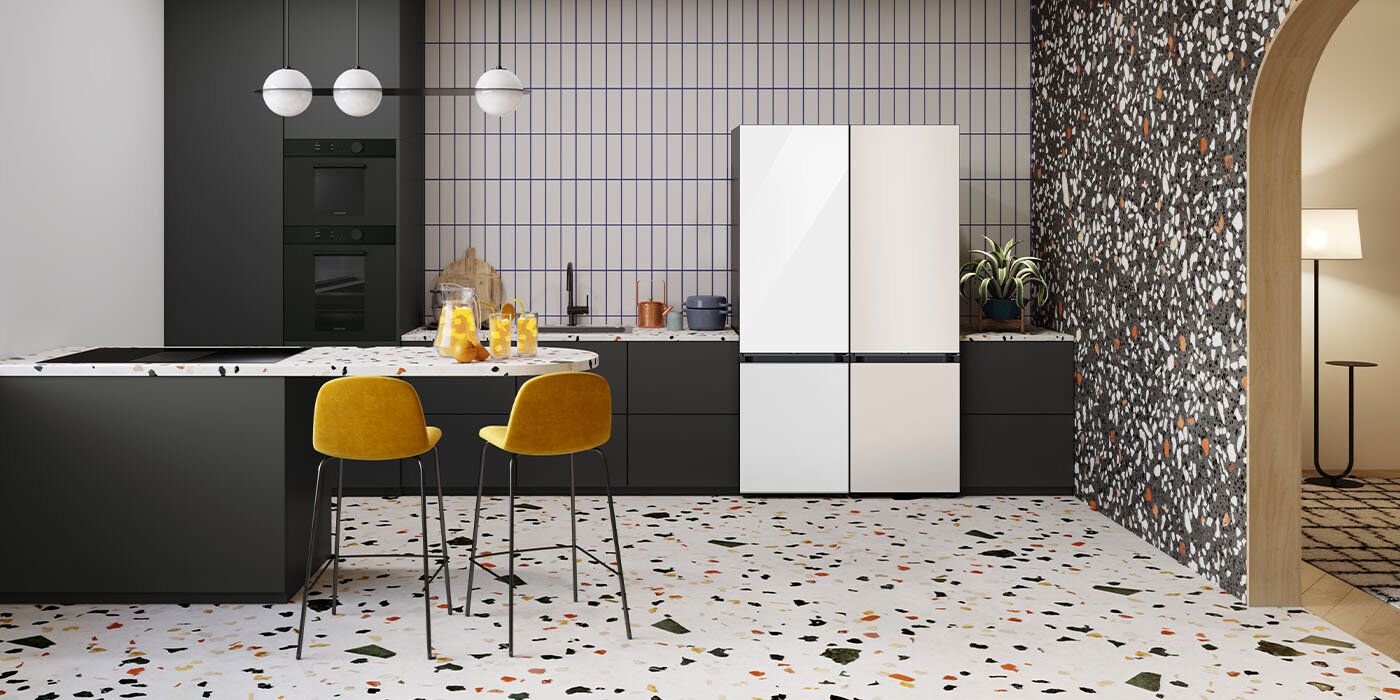 Lodówka SAMSUNG BESPOKE RB38A7B5C12 EF No frost 203cm Naturalna biel (szkło).