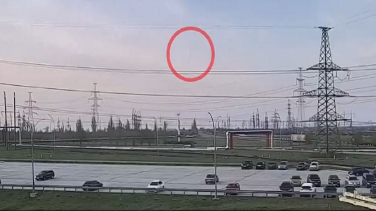 Rosyjski pocisk nad ukraińską elektrownią