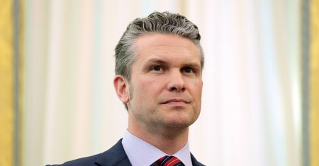 Użyli aplikacji do planowania ataku. Były oficer CIA krytykuje rządzących
