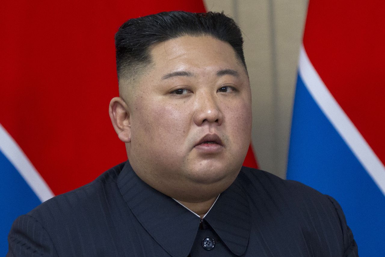 Broń w Korei Północnej. Media: Powstał superokręt