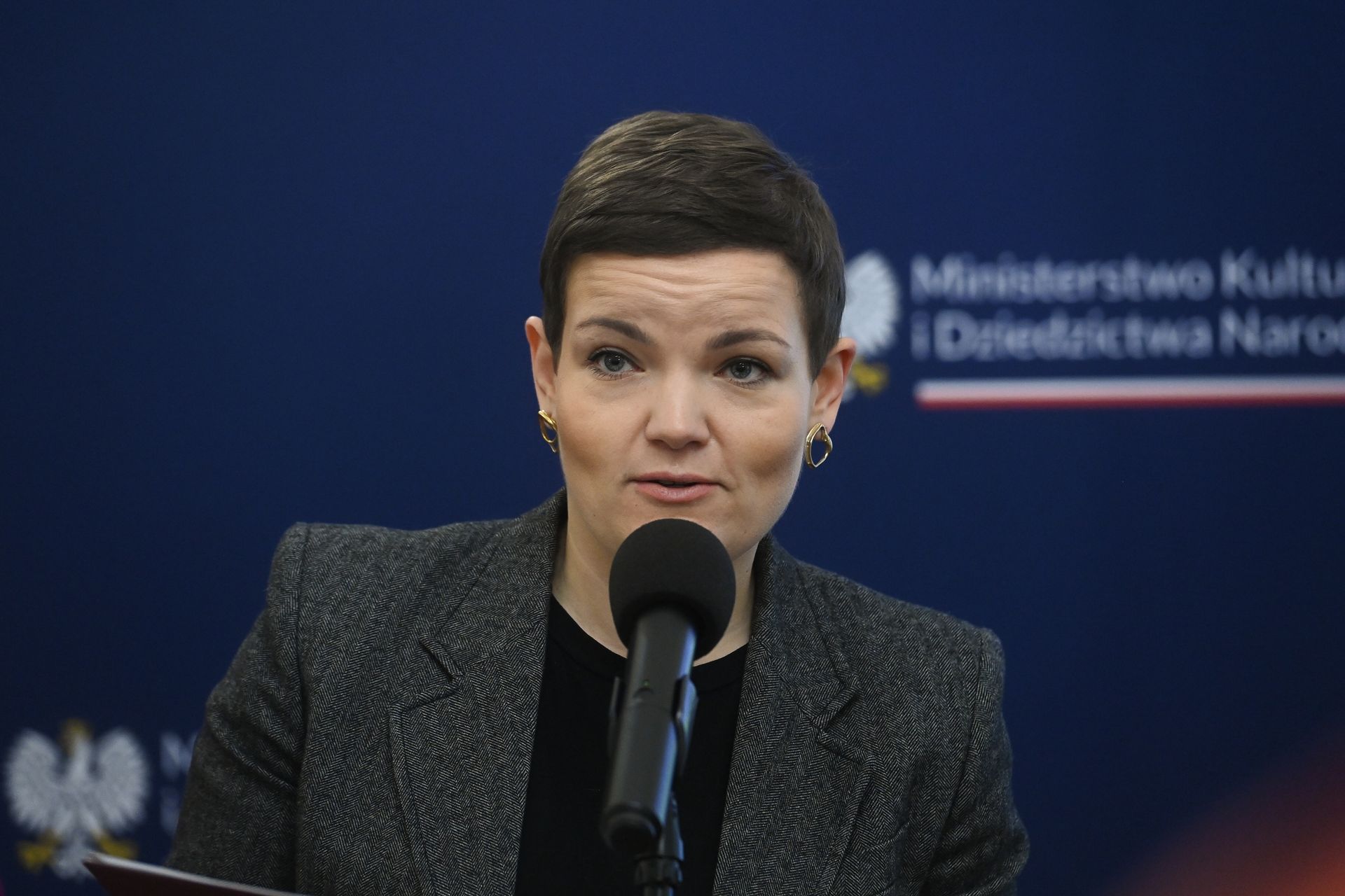 wiadomości,aktualności,WP Wiadomości Afera w Instytucie Pileckiego. Jest decyzja o odwołaniu Ruchniewicza