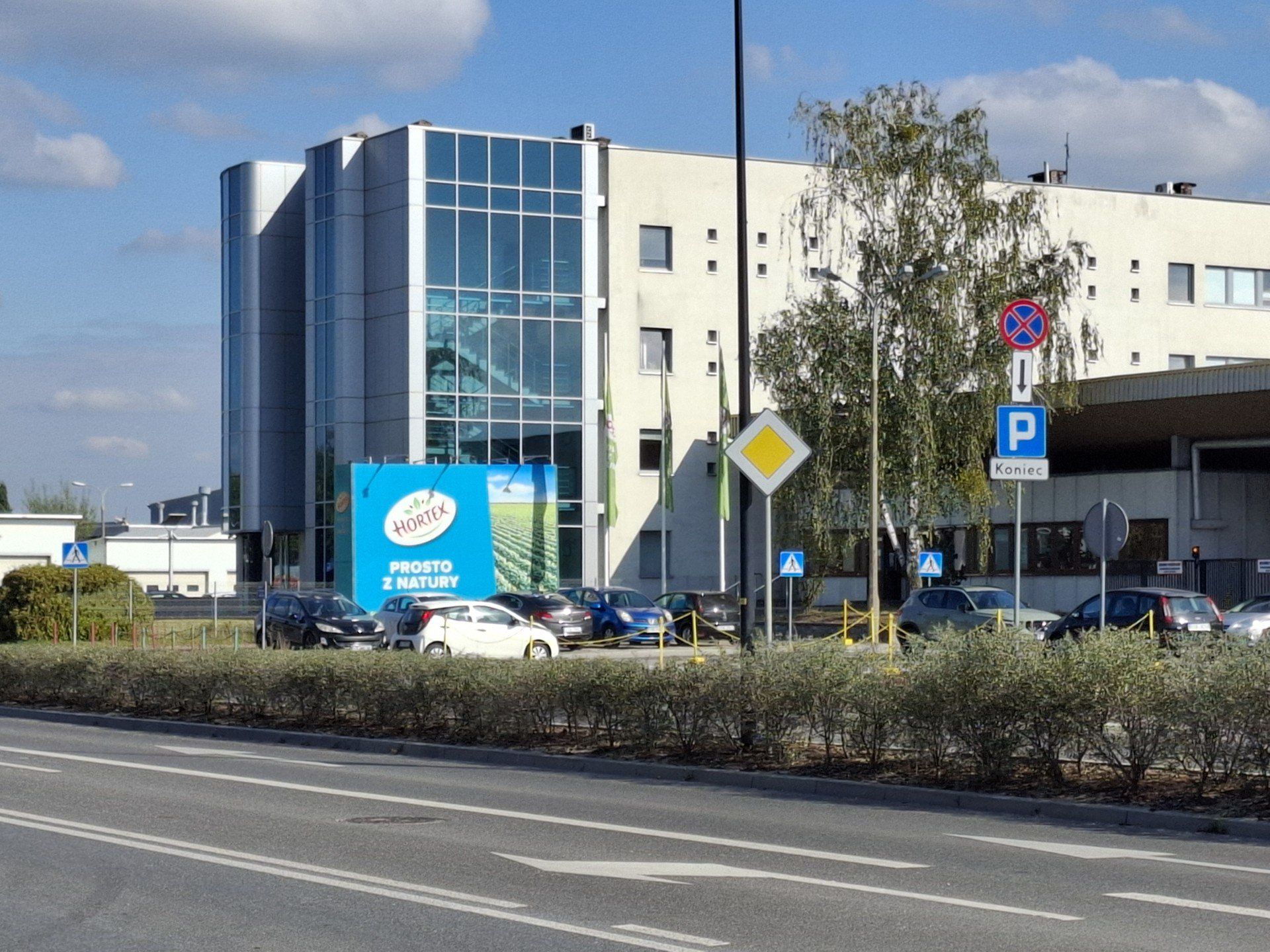 Blisko 300 osób chce strajkować w Hortexie. Czego się domagają?