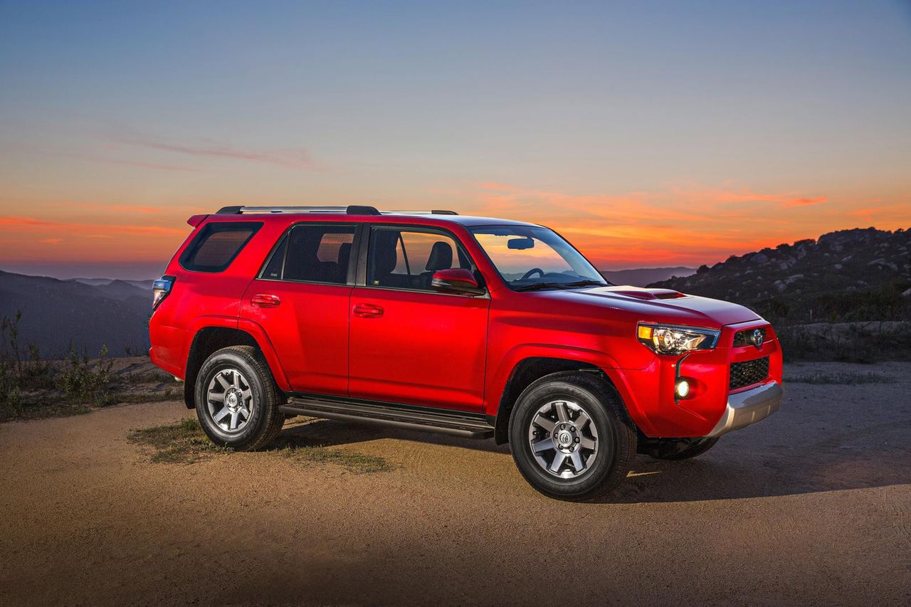 2014 Toyota 4Runner – przypudrowana twarz, więcej możliwości