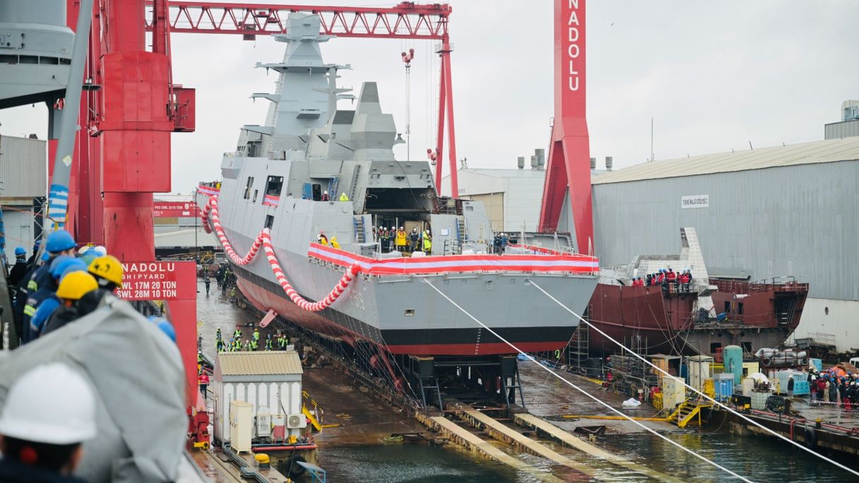 Fregata Akdeniz (F 519) zwodowana w Tuzli