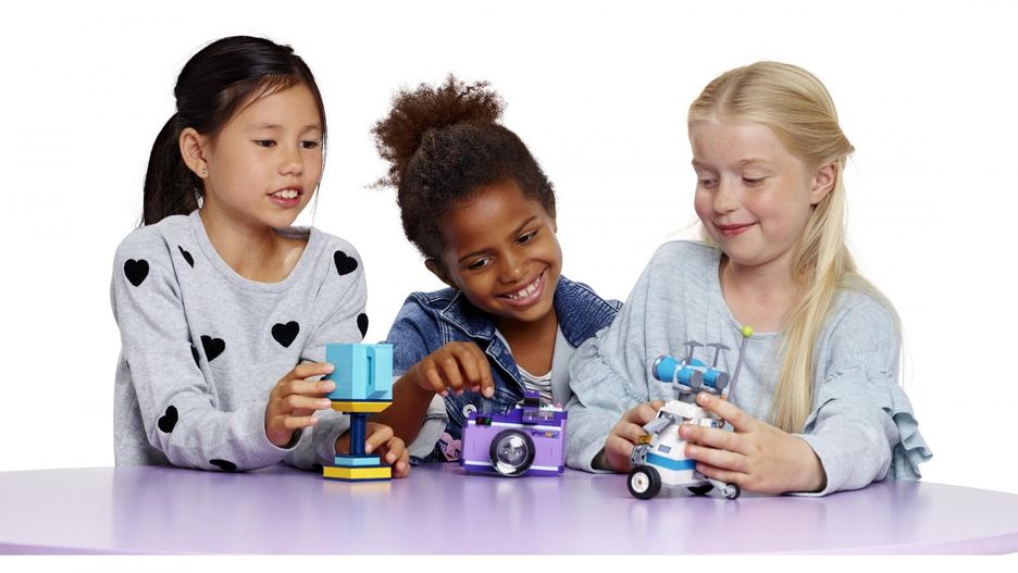 DZIEWCZYNY NA MISJI  - PRZYJACIÓŁKI Z LEGO® FRIENDS ZMIENIAJĄ ŚWIAT PO SWOJEMU!