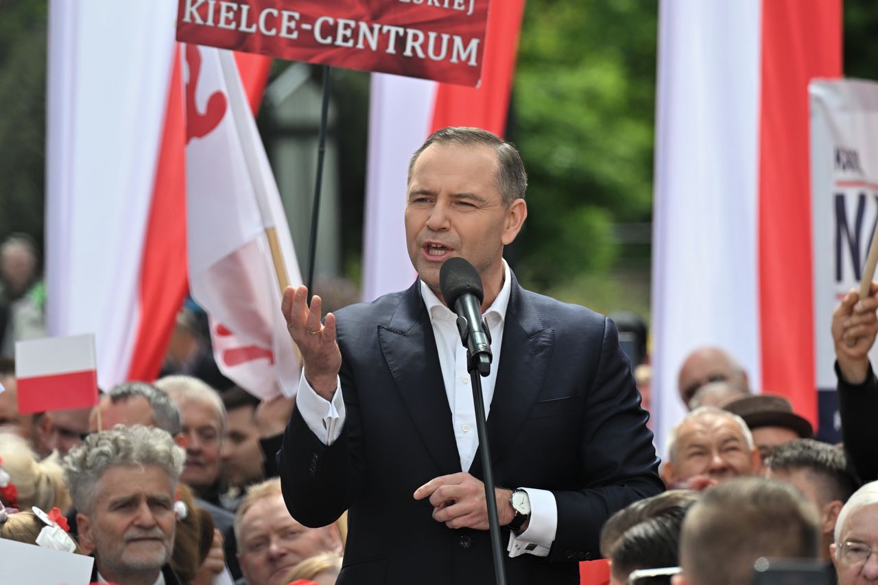 Nawrocki pod gradem pytań po oddaniu kawalerki. Zignorował pytania