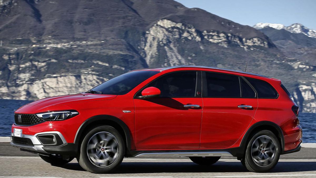 Fiat Tipo Cross Red Edition
