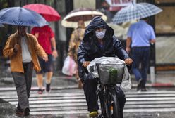 Koronawirus na świecie. Obowiązek noszenia masek też na świeżym powietrzu