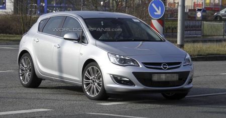 Opel Astra - facelifting w drodze