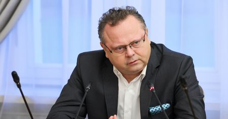 Wiceminister mówił o chwilówkach. Wskazał "pozytywny aspekt"