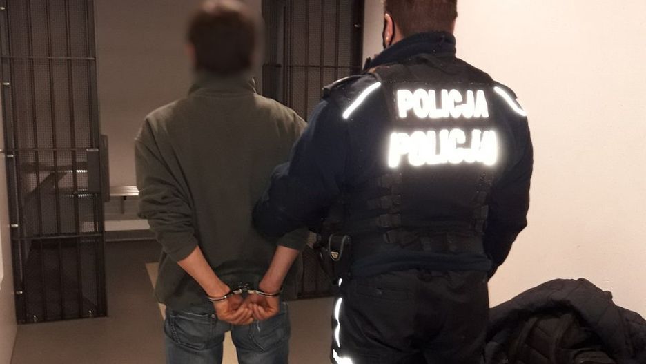 Czechowice-Dziedzice. 36-latek wyspecjalizował się w okradaniu grobów.
