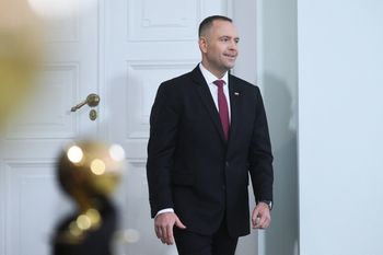 Spór o kryptowaluty. Prezydent komentuje. "Coś tu się nie zgadza"