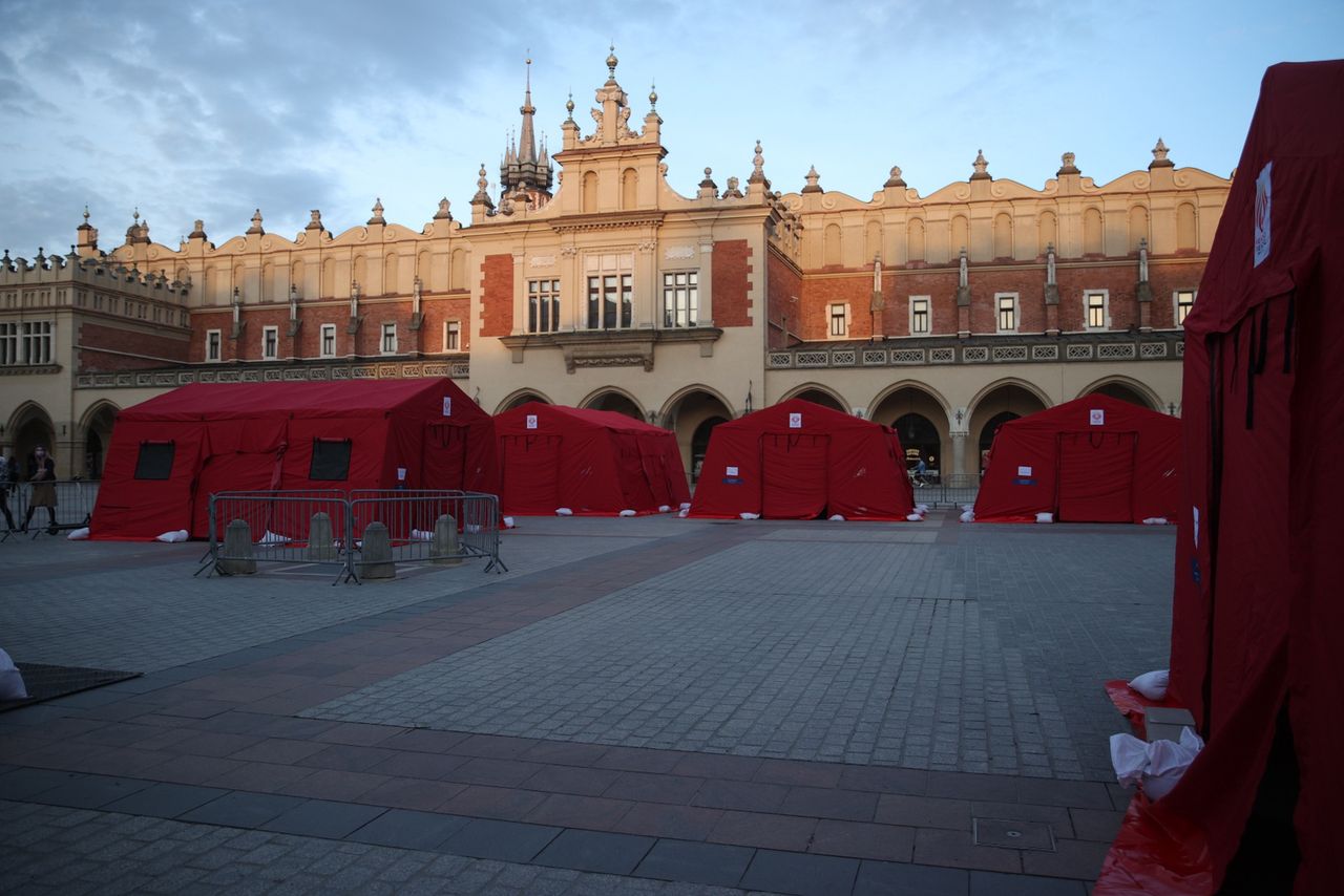 Mobilne punkty szczepień w majówkę. Gdzie można się zaszczepić bez umawiania?