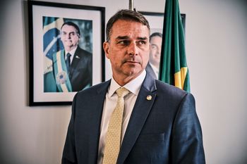"Nie ma ceny". Syn Jaira Bolsonaro ogłasza start w wyborach