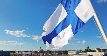 Finowie boją się nowego wariantu koronawirusa. Zmiany zasad dla przyjezdnych