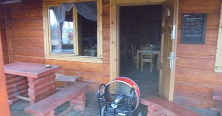 Pożar w kuchni budynku gastronomicznego