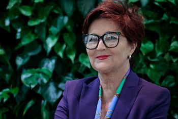 Włodek z trzepaka, dama z pałacu. Nieznane oblicze Jolanty Kwaśniewskiej, która kończy 70 lat. Oto ciekawostki z  życia byłej prezydentowej