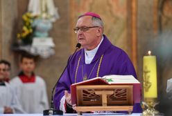 Biskup Edward Dajczak zakażony koronawirusem. Trafił do szpitala