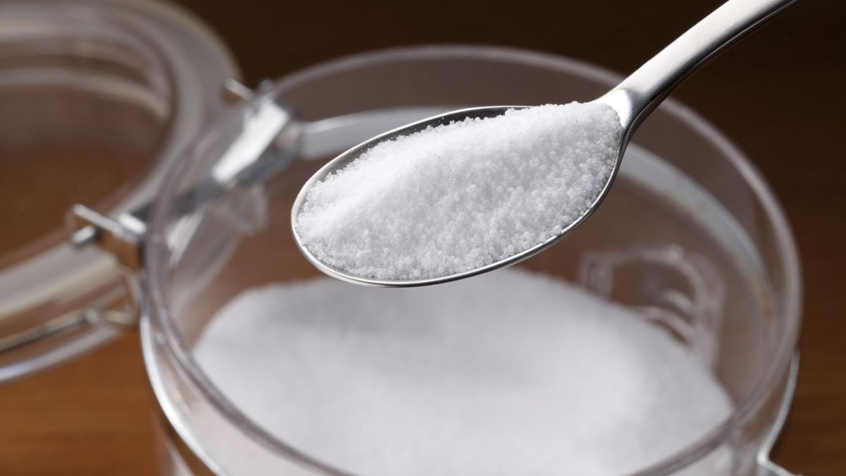 Otyłość, nadciśnienie czy choroby układu pokarmowego to choroby, w których lekarze zalecają ograniczenie spożywania soli