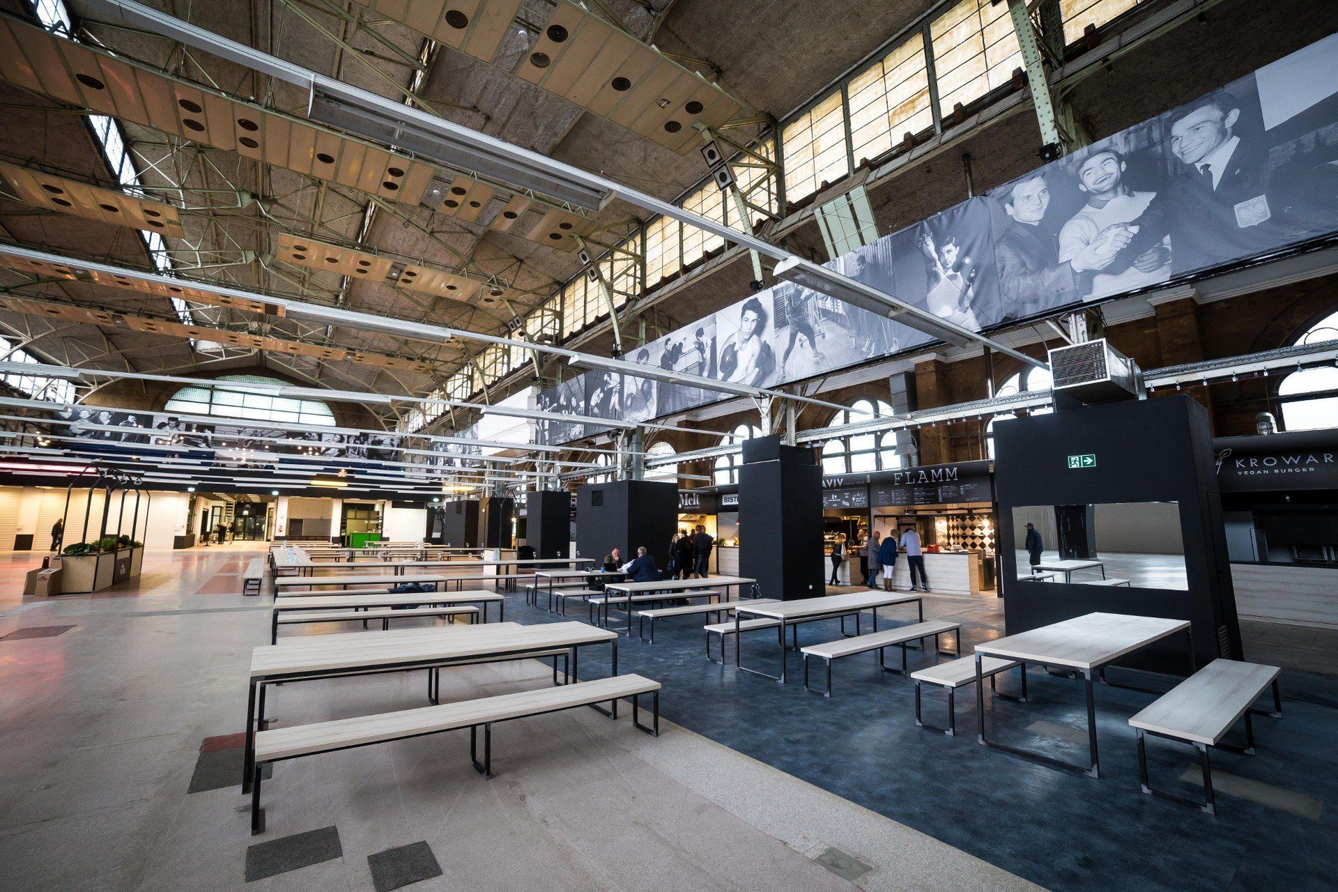 Wnętrze Hali Gwardii w 2017.