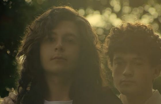 Taki będzie film o liderze Lady Pank. Netflix pokazał zwiastun