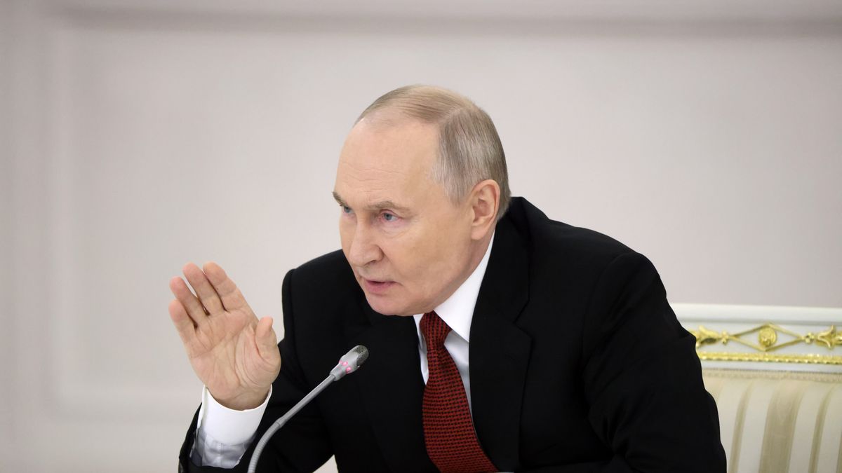 Bruksela dokręca śrubę Moskwie. Nowy limit cen ropy