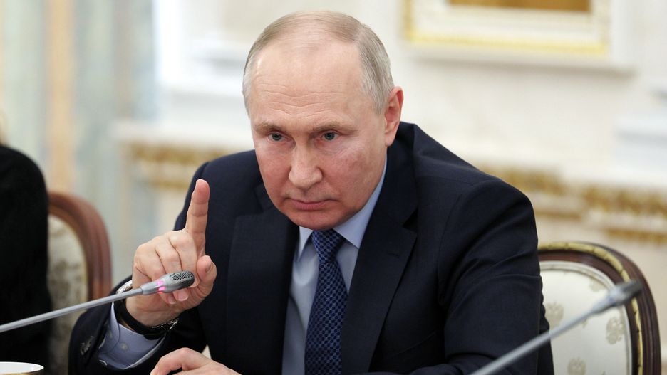 Russian President Vladimir Putin chairs a meeting with Russian war journalists in Moscow, Russia, 13 June 2023. EPA/GAVRIIL GRIGOROV / SPUTNIK / KREMLIN POOL MANDATORY CREDIT Dostawca: PAP/EPA.