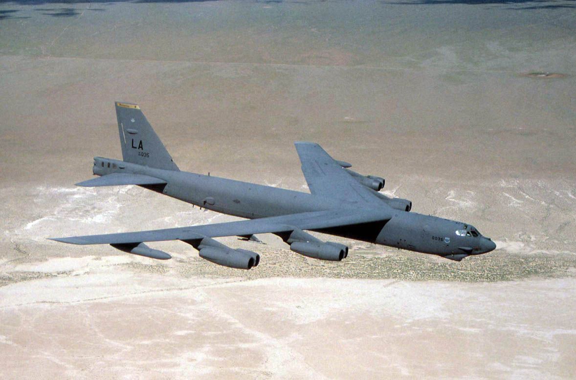 Zdjęcie dnia. Tak wyglądał przelot bombowców B-52 Stratofortress nad Europą